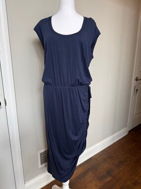 Heartloom Navy Cap-Sleeve Scoop Maxi Dress with side ruching NWT